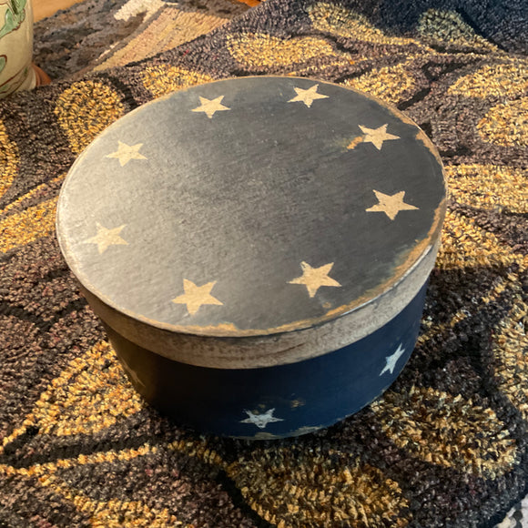 Stenciled Star Box